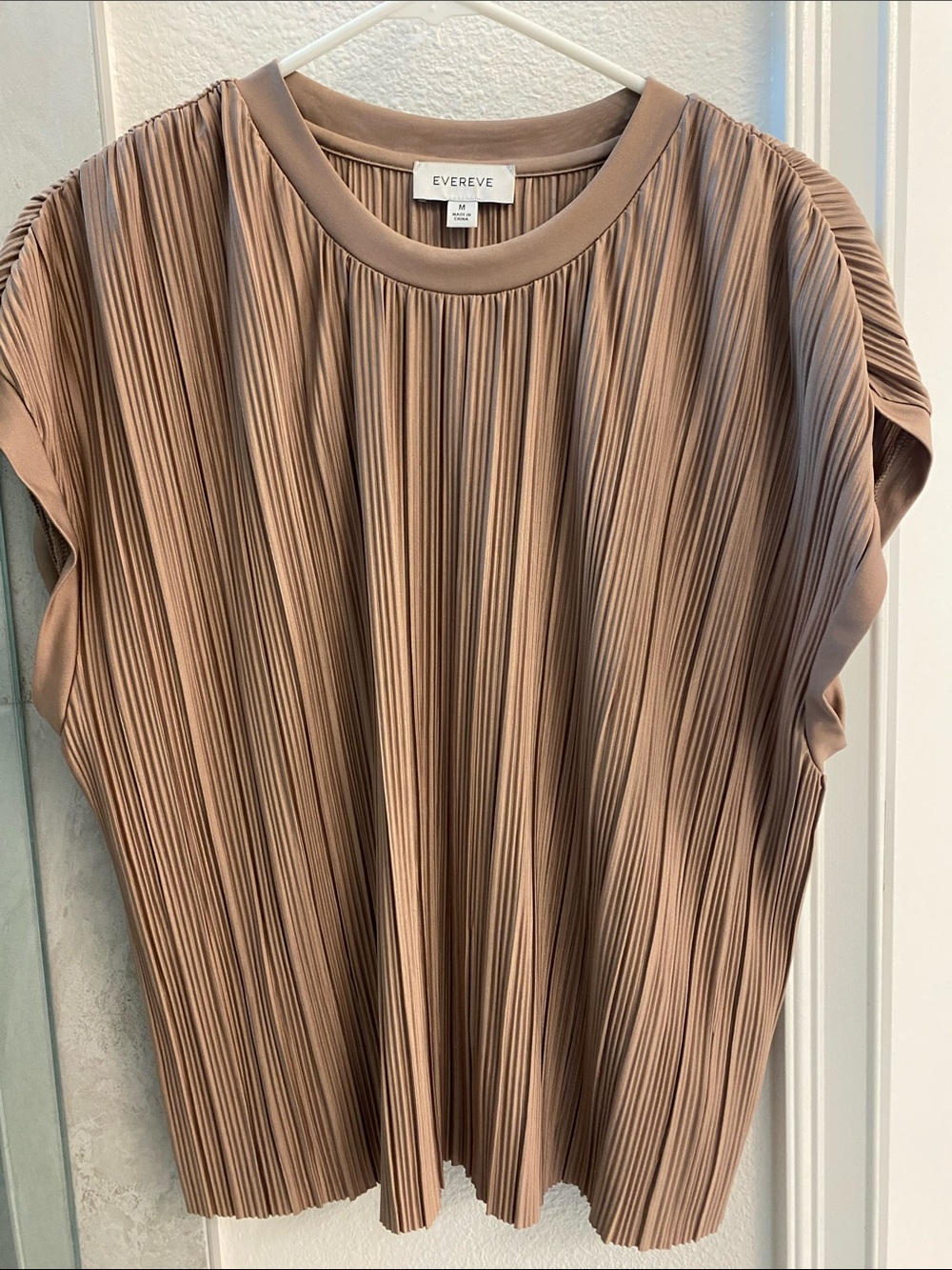 Evereve Pleated Cap-Sleeve Top - dusty Rose